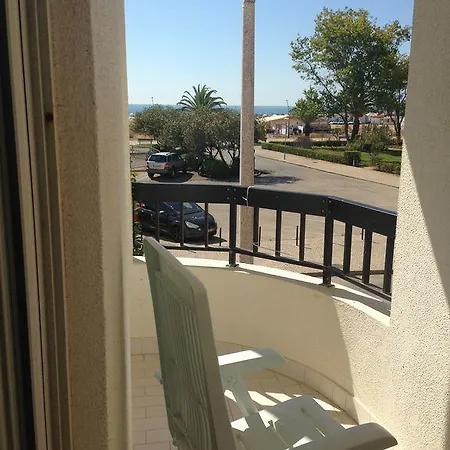 Apartamento Pe Na Areia Monte Gordo